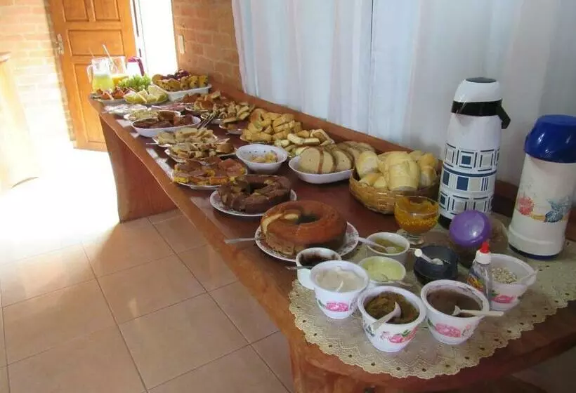 Majatalo Chalé Nativo R Júlio Miranda Nº 06