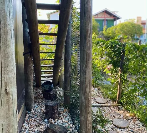 ペンション Recanto Do Xamã Praia Do Rosa