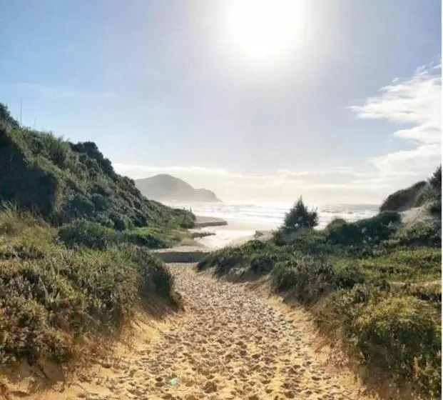 ペンション Recanto Do Xamã Praia Do Rosa