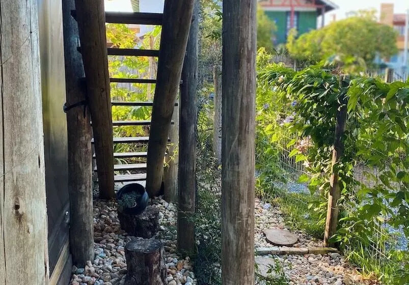 ペンション Recanto Do Xamã Praia Do Rosa