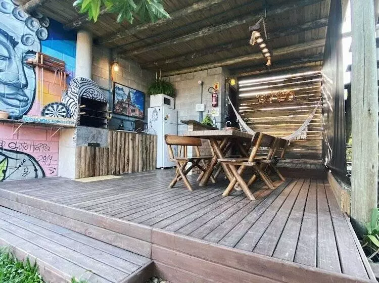 ペンション Recanto Do Xamã Praia Do Rosa