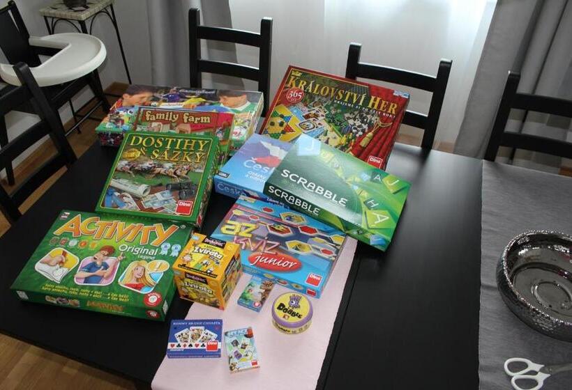 Pensión Vila Apalucha49 čeladná   12 Osob