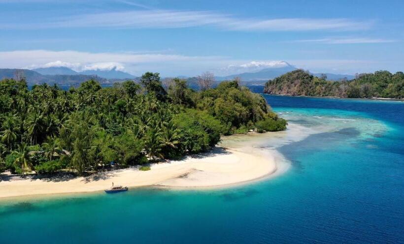 منتجع Blue Bay Divers Likupang Bangka