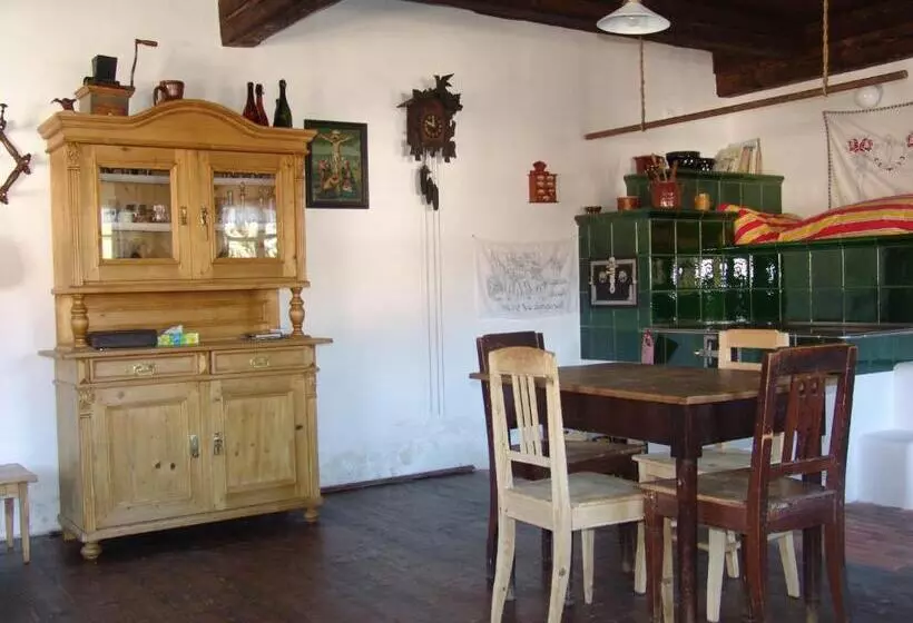 Retkeilymaja Penzion Olesnice