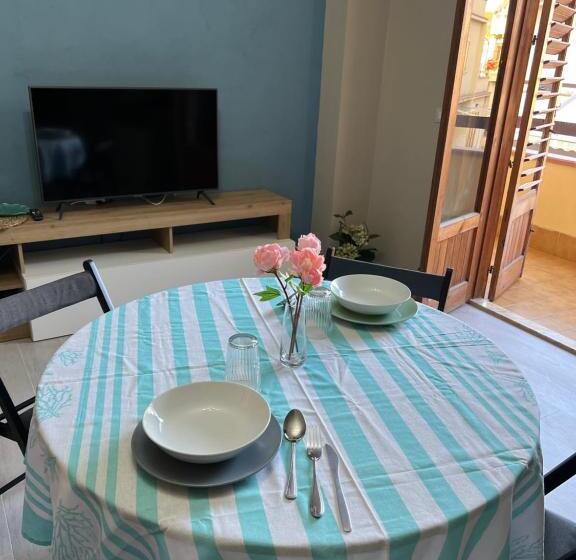 Casa Vacanza Tropicana Home