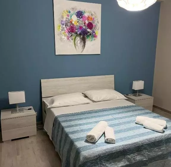 Casa Vacanza Tropicana Home