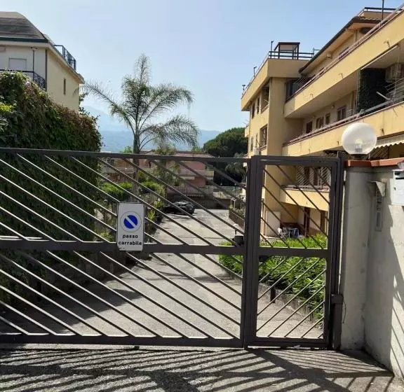 Casa Vacanza Tropicana Home