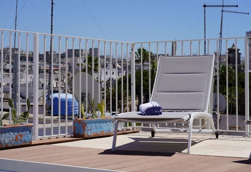 Casabella Con Terrazza Panoramica