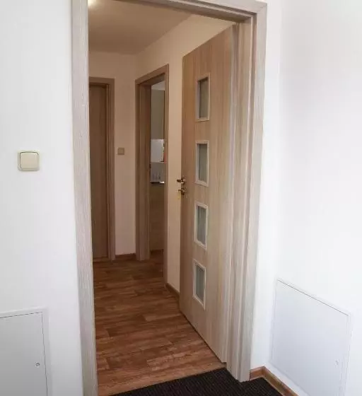 Chata Tánička