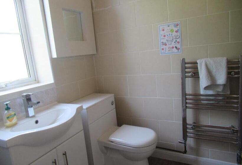 فندق Foreshore House