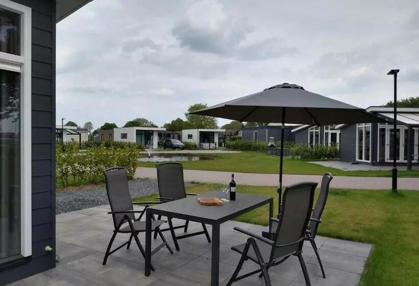 Lathumlodge Met Parkvoorzieningen