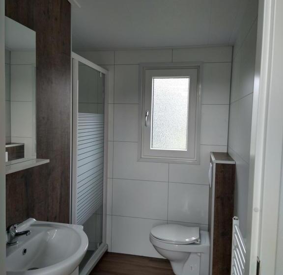 Lathumlodge Met Parkvoorzieningen