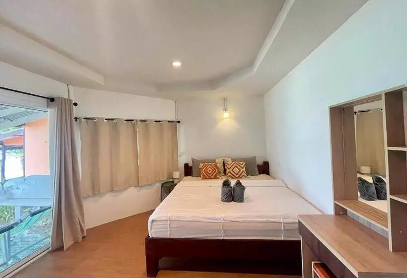 پانسیون Apache Loongdum Koh Samed