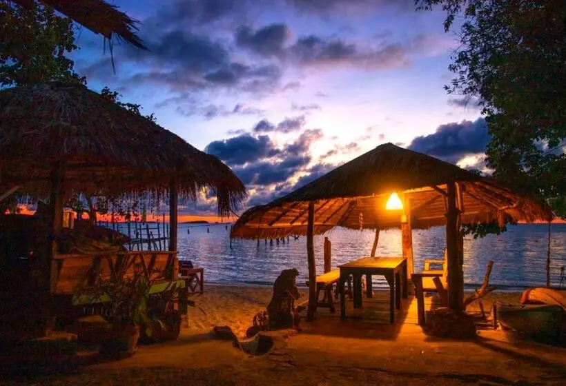 پانسیون Apache Loongdum Koh Samed
