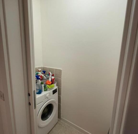 پانسیون Merola Sisters Holiday Home