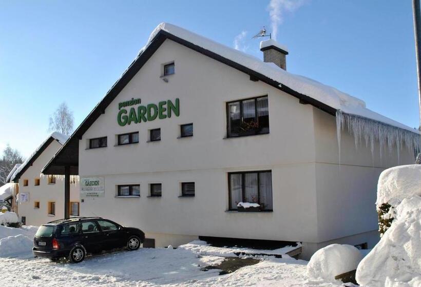 Panzió Penzion Garden