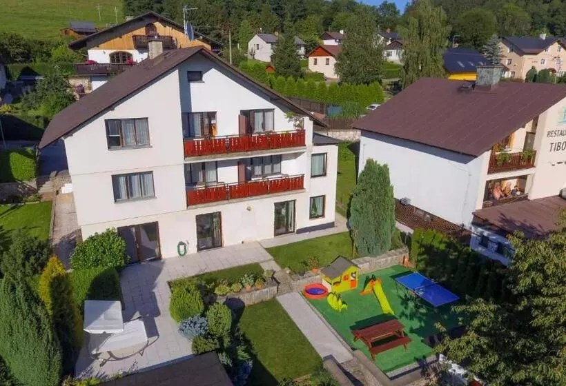 Majatalo Penzion Garden