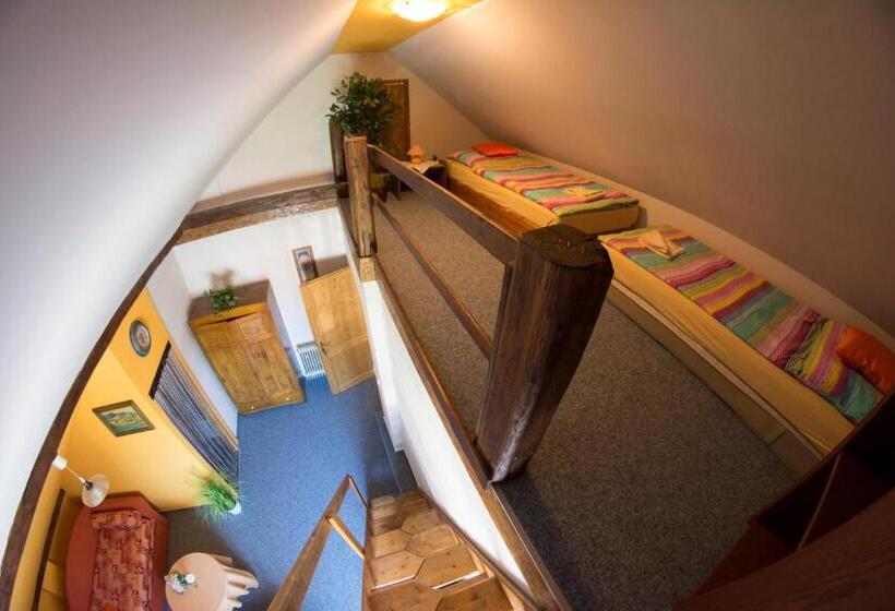 ペンション Penzion Kamenný Dvůr