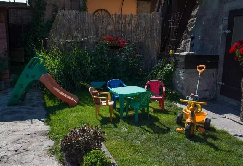 Majatalo Penzion Kamenný Dvůr