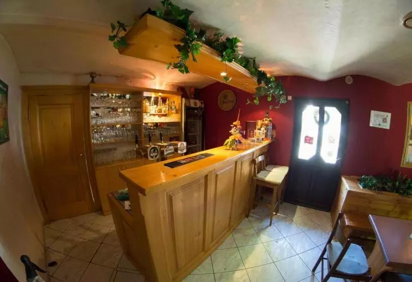 Majatalo Penzion Kamenný Dvůr