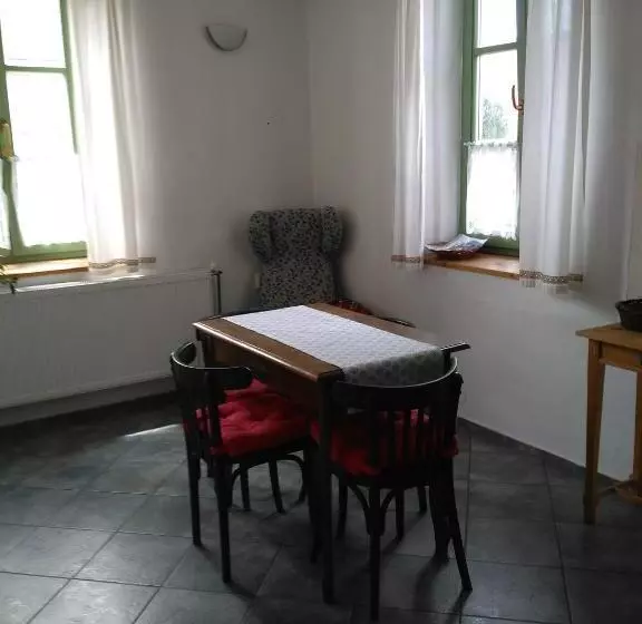 Majatalo Penzion U Sluníčka