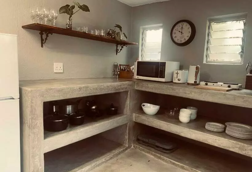 پانسیون Wild Fig Guesthouse