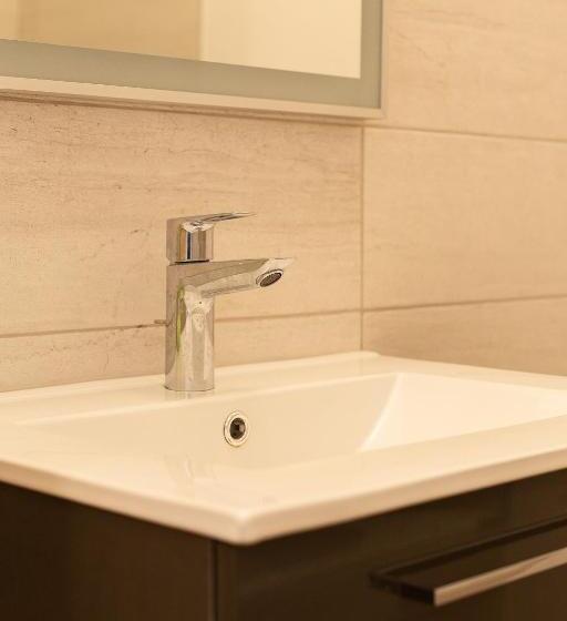 Votre Maison Loin De Chez Vous