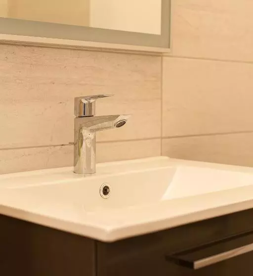 Votre Maison Loin De Chez Vous