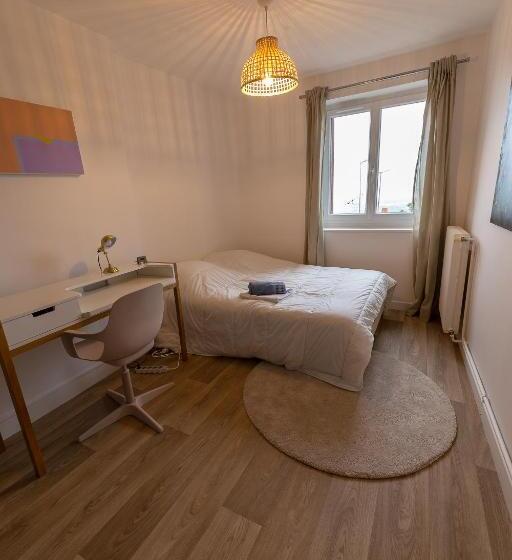 Votre Maison Loin De Chez Vous