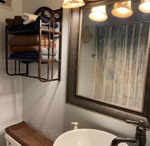 The Victorian Condo/