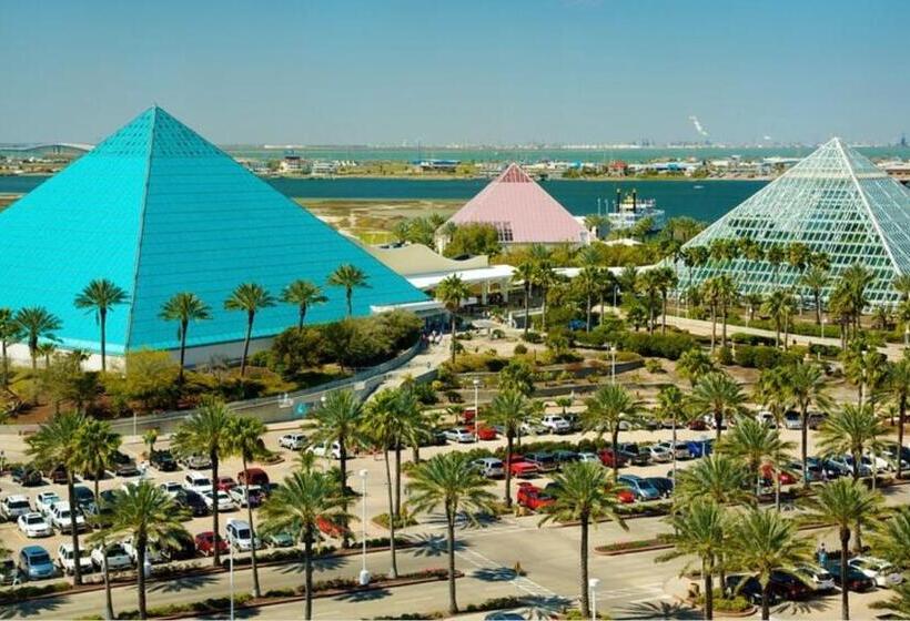 The Victorian Condo/