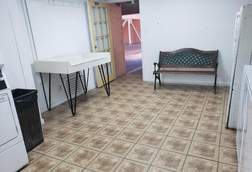 The Victorian Condo/