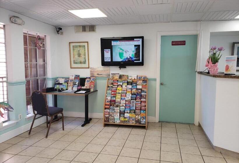 The Victorian Condo/