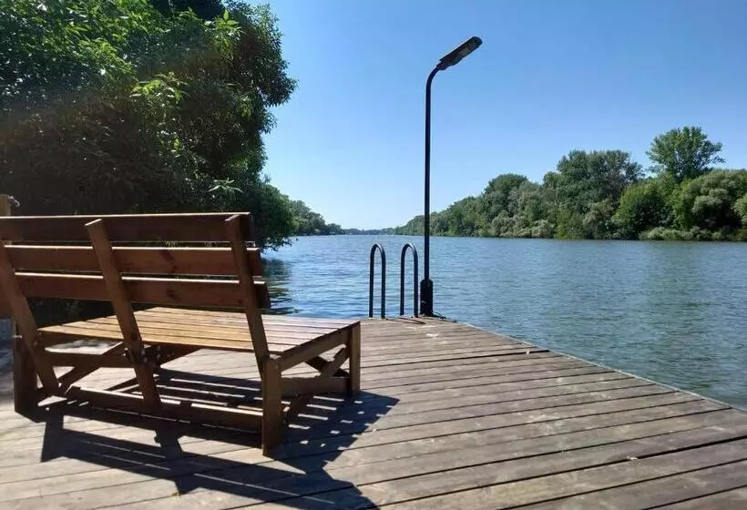 Tiszára Néző Heverésző   Lounger Overlooking The Tisza River