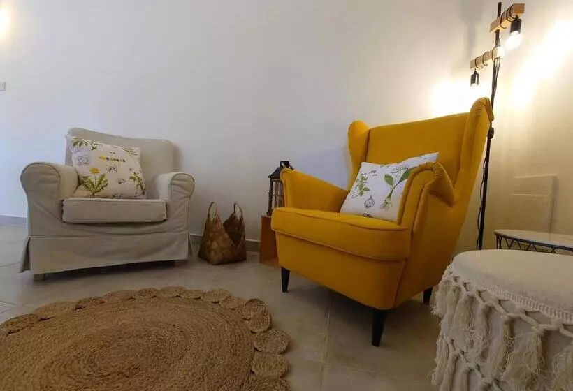 Tiszára Néző Heverésző   Lounger Overlooking The Tisza River