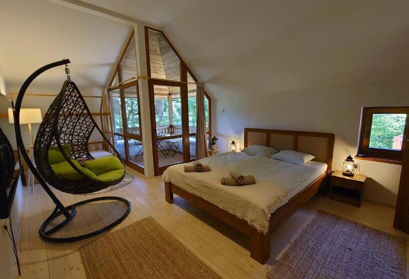 Tiszára Néző Heverésző   Lounger Overlooking The Tisza River