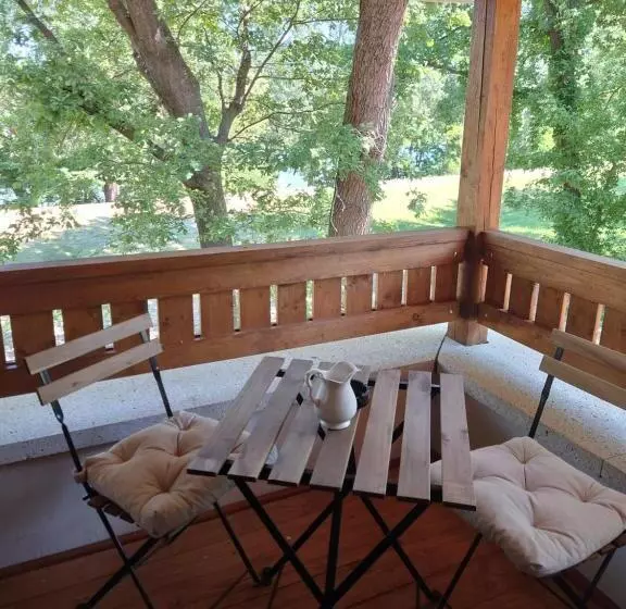 Tiszára Néző Heverésző   Lounger Overlooking The Tisza River