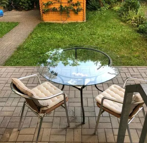 Appartement Like Complete Suite With Terrasse, Very Close To Centre, Beautiful, Superquiet, Parking