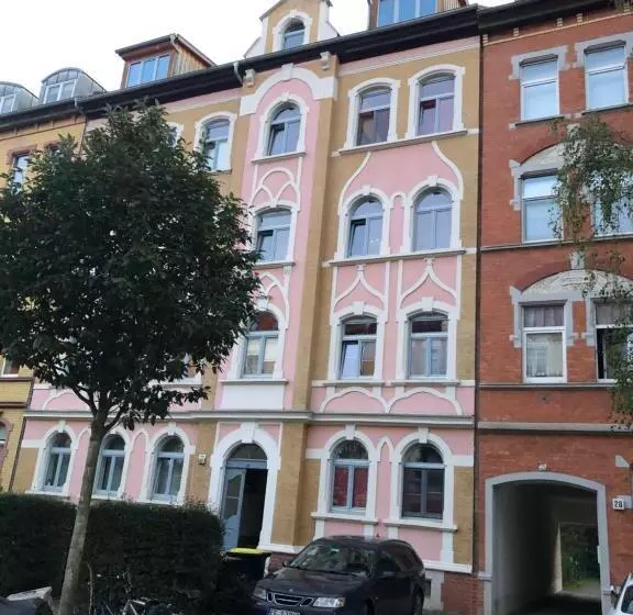 Appartement Like Complete Suite With Terrasse, Very Close To Centre, Beautiful, Superquiet, Parking