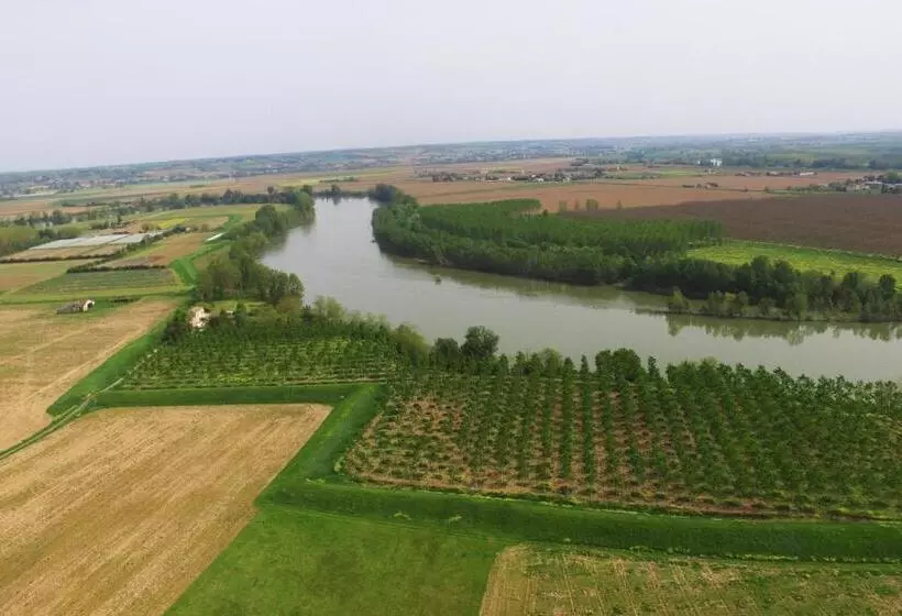 ベッドアンドブレックファースト Domaine Des Deux Rivieres