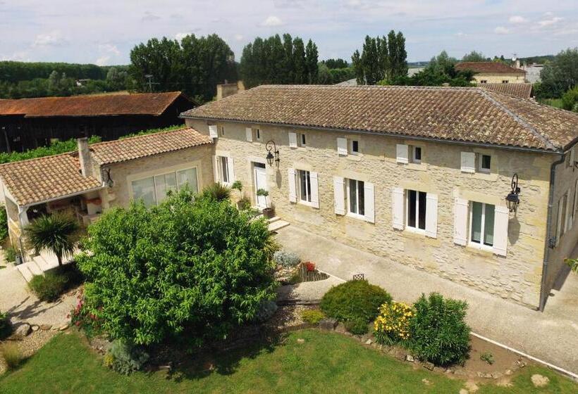 Bed and Breakfast Domaine Des Deux Rivieres