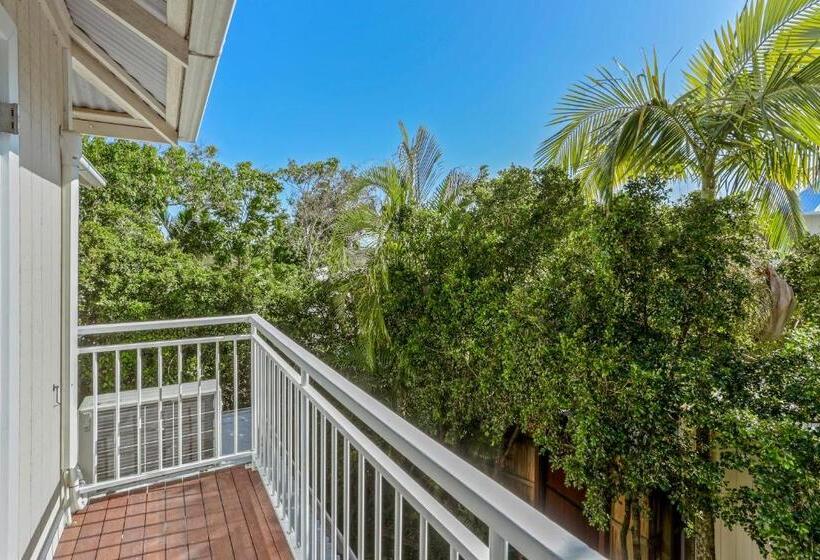 Peaceful Family Villa, Sunrise Beach