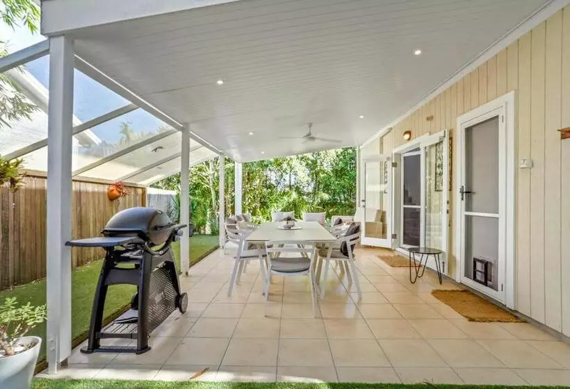Peaceful Family Villa, Sunrise Beach
