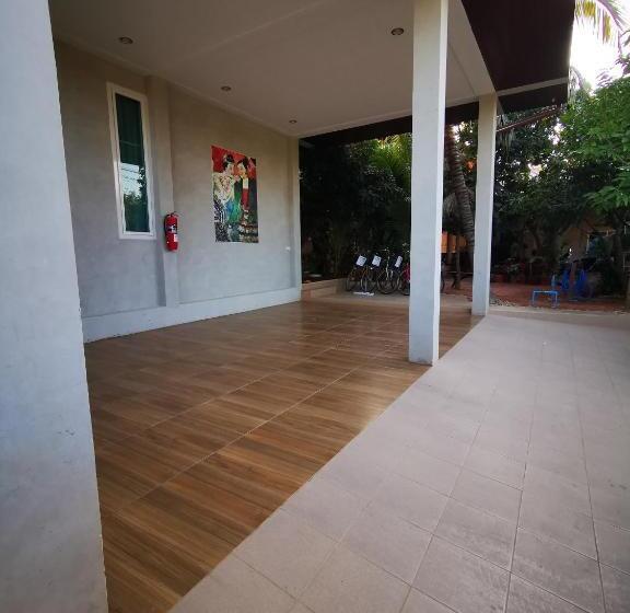 پانسیون บุญเมืองน่าน