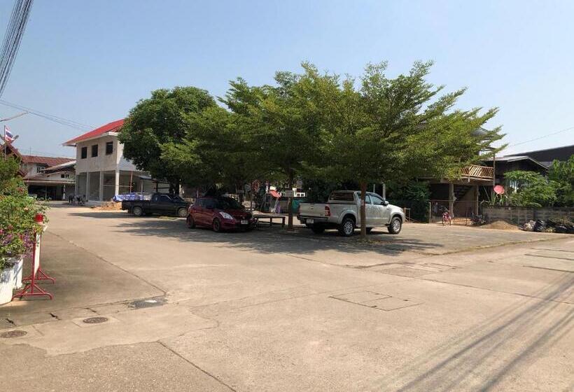 پانسیون บุญเมืองน่าน