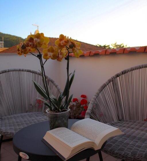 بنسيون Caramico Room