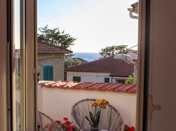 بنسيون Caramico Room