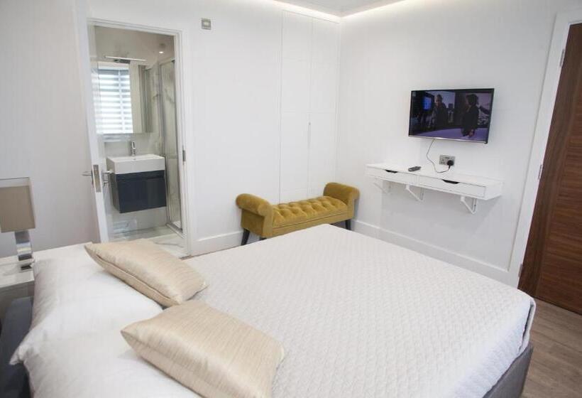 פנסיון Goldbeaters House