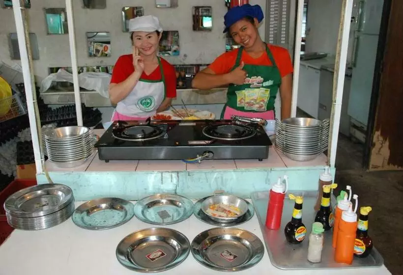 Lomakeskus ฺbaan Rai Ing Doi