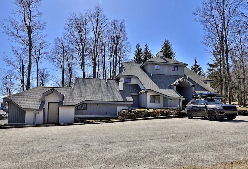 The Woods By Killington Vacation Rentals 2 Bedrooms